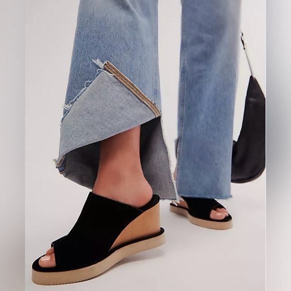 Free People Women's Running in Wedges Mule Sz 7 - Picture 1 of 14